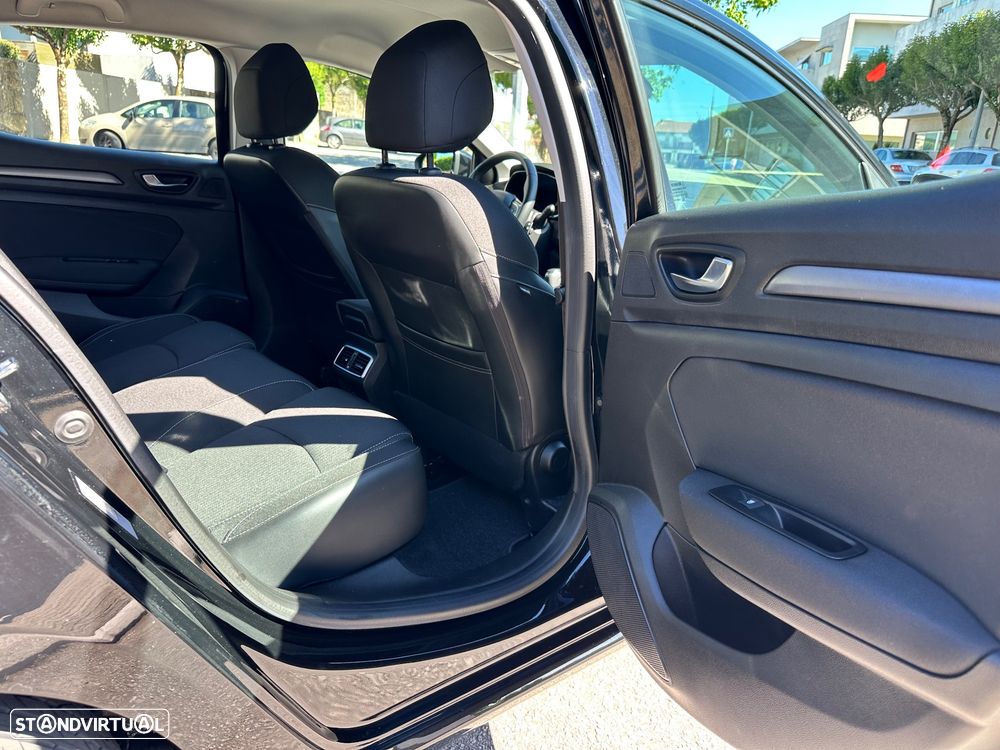 Renault Mégane BLUE dCi 115 LIMITED - 25