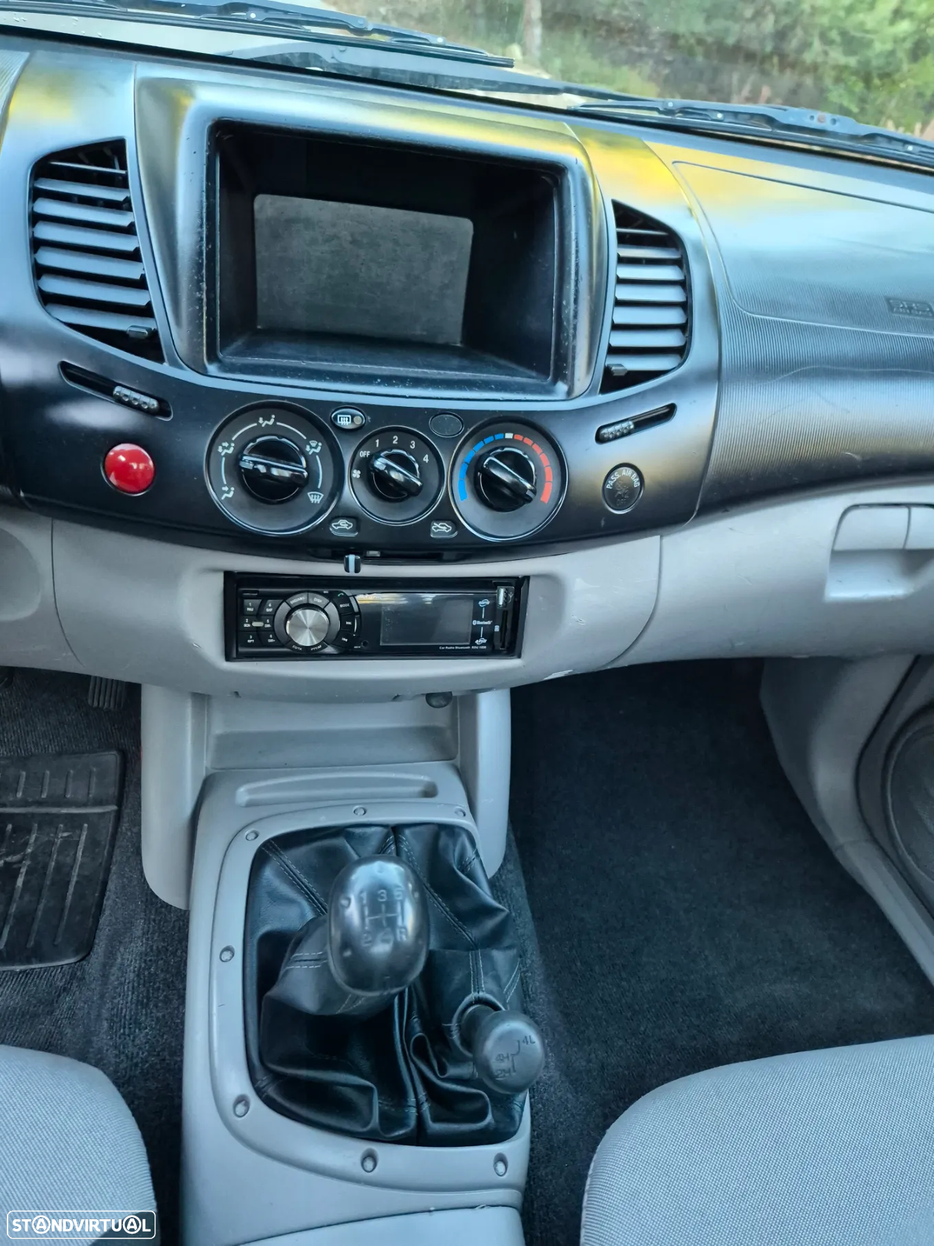 Mitsubishi L200 Cab Simples 4X4 - 13