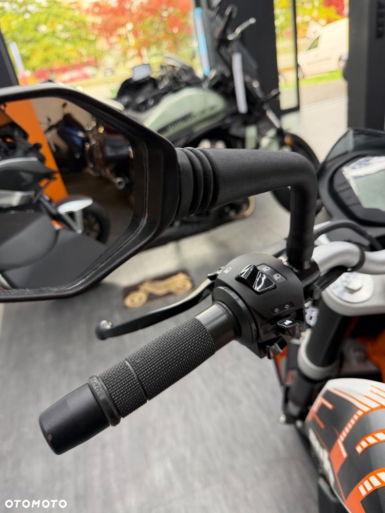 KTM Duke 390 - 22