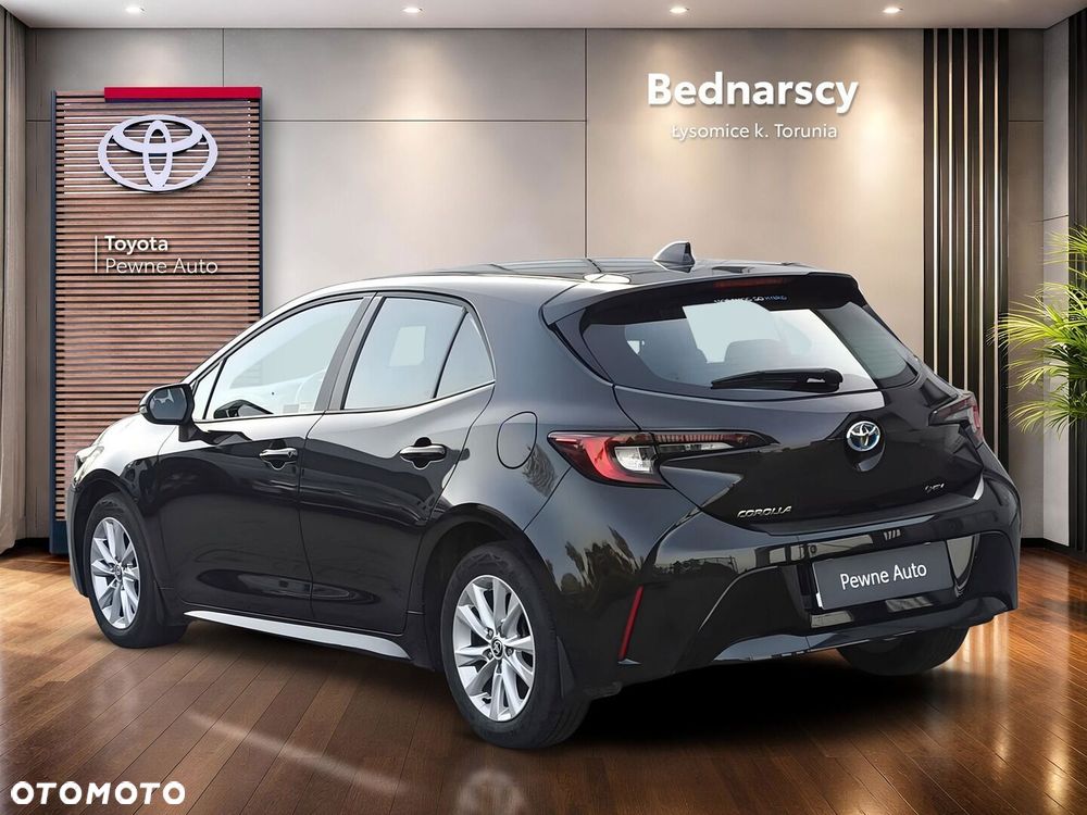 Toyota Corolla - 4