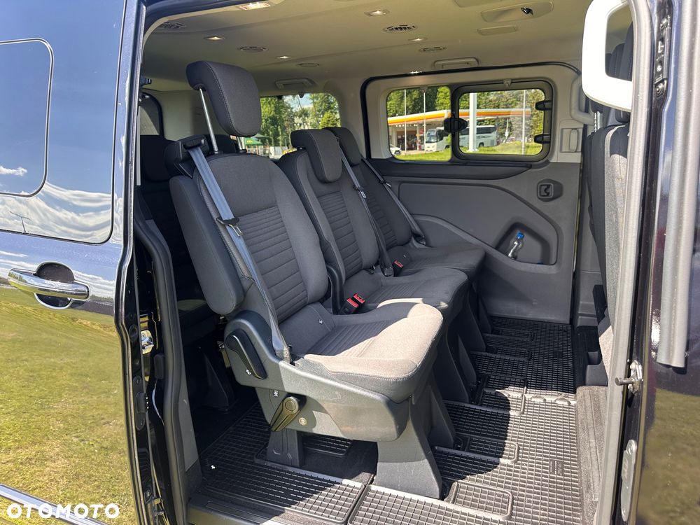 Ford Tourneo Custom - 6