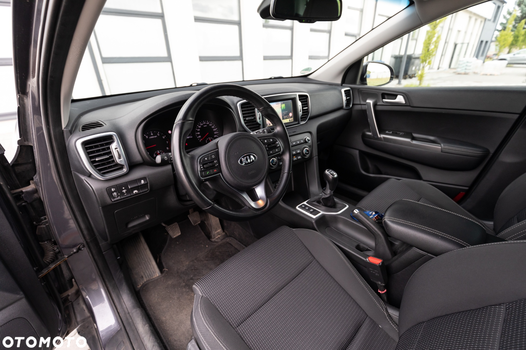 Kia Sportage 1.6 GDI L 2WD - 31