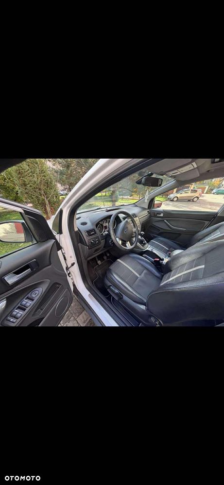 Ford Kuga 2.0 TDCi Trend - 11