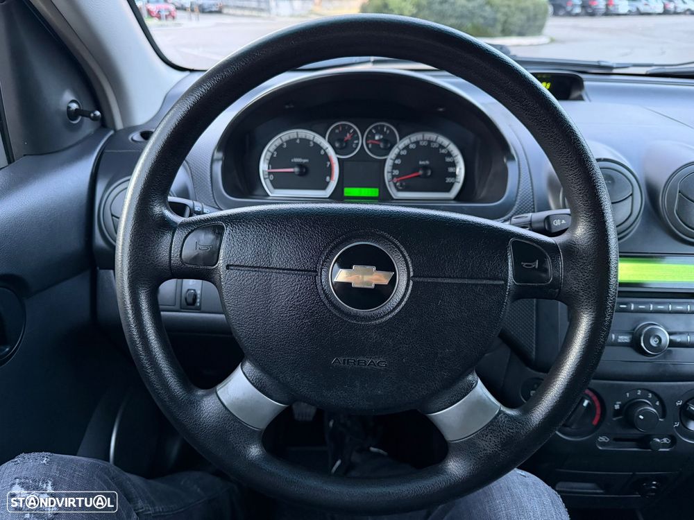 Chevrolet Aveo 1.2 LS - 24