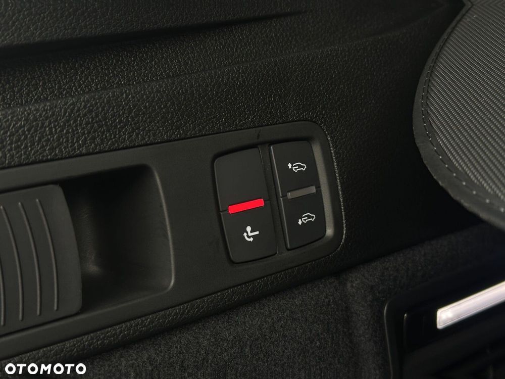 Audi SQ5 - 40