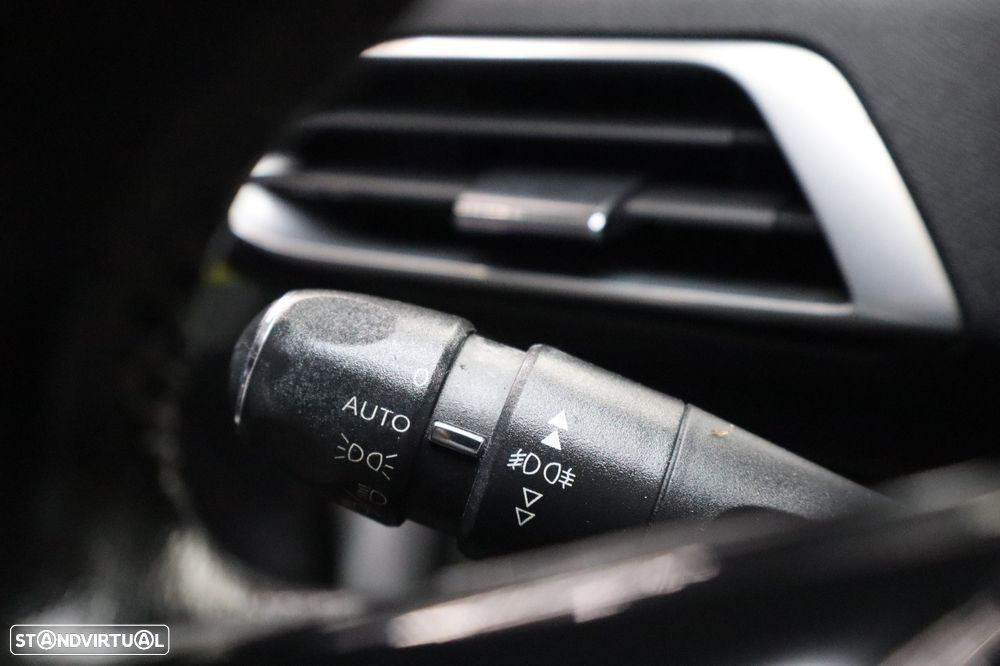 Peugeot 3008 PureTech 130 Stop & Start Active - 31