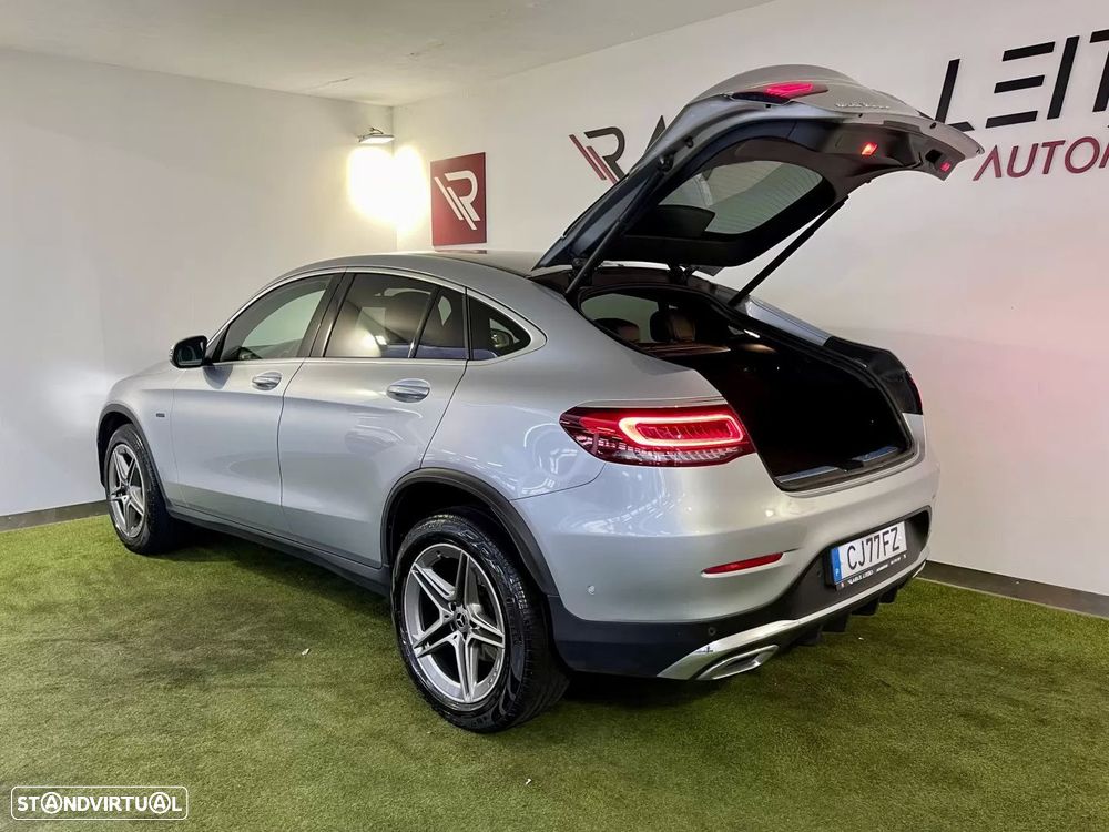 Mercedes-Benz GLC 300 e Coupé 4Matic - 32