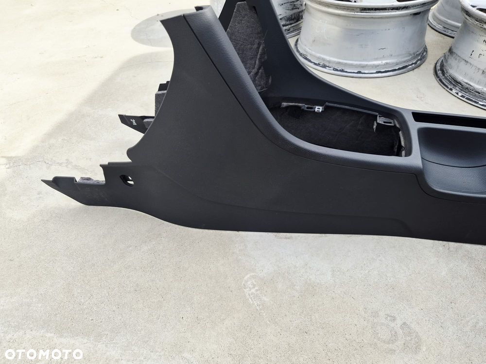 Tunel Środkowy 2Din Czarny Soul Seat Exeo 3R0863241A - 4