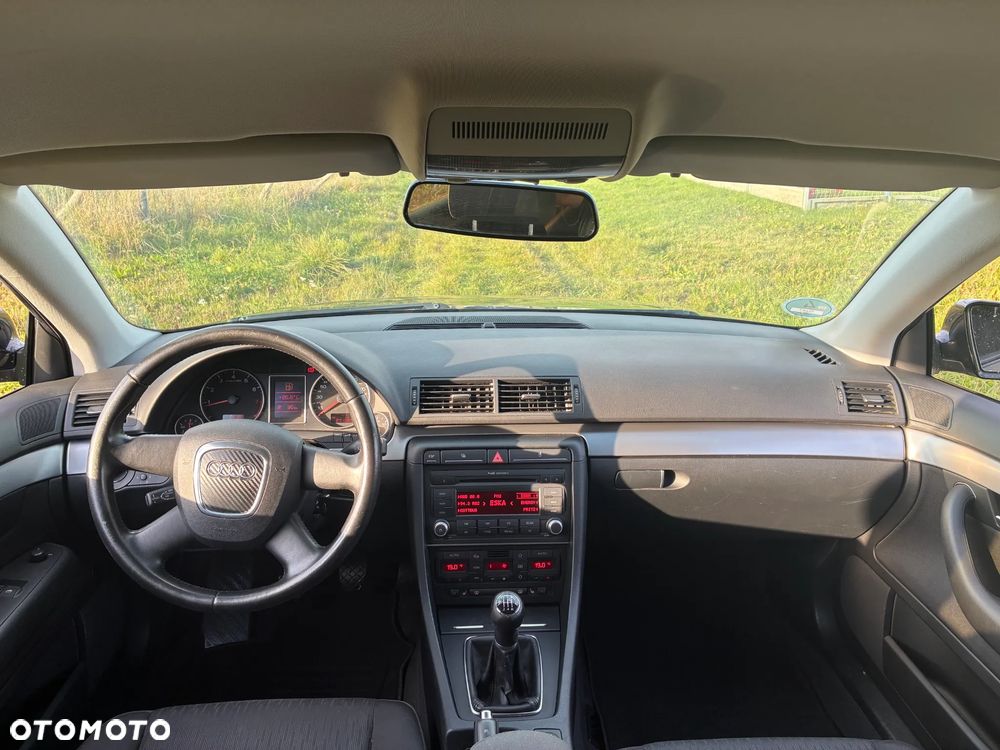 Audi A4 Avant - 8