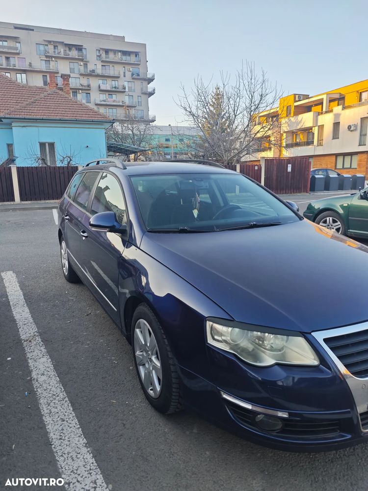 Volkswagen Passat - 2