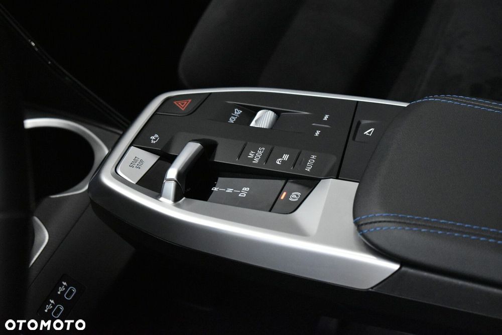 BMW iX2 xDrive30 66.5kWh M Sport - 21