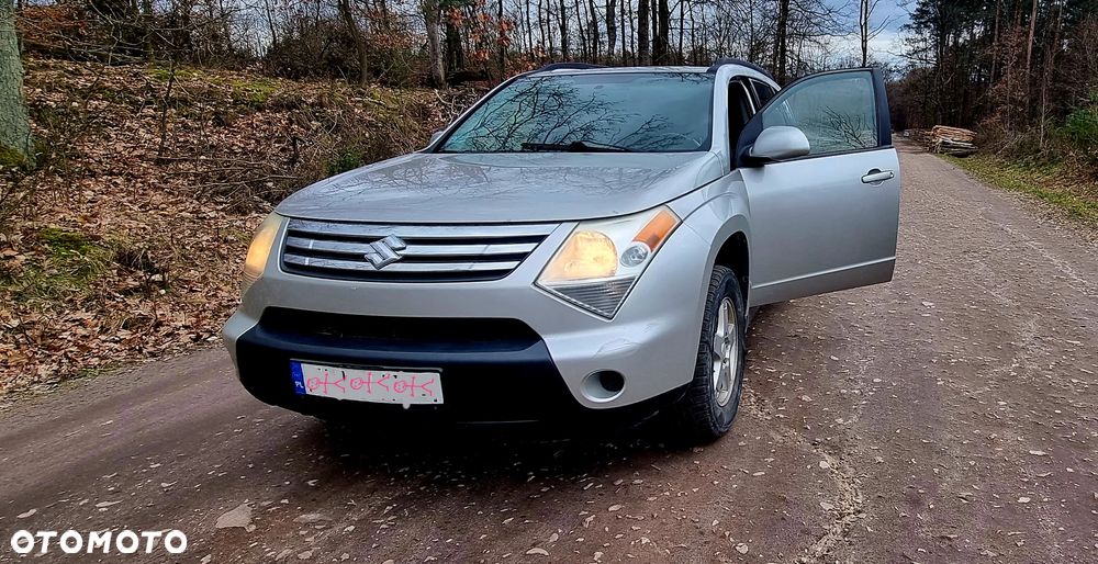 Suzuki XL7 3.6 V6 Luxury - 2