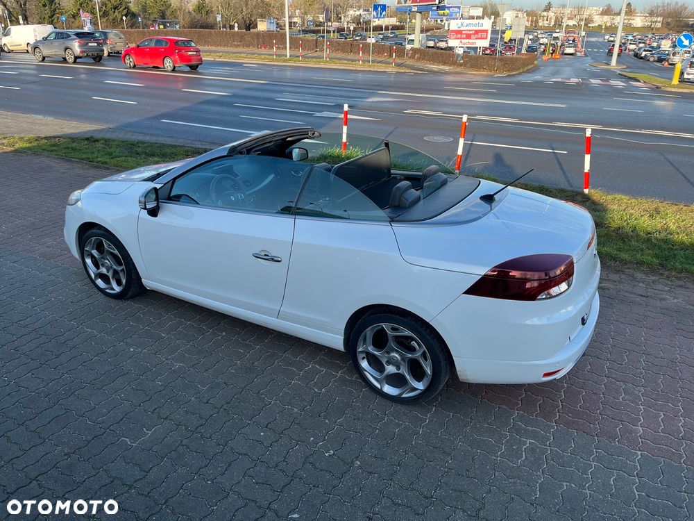 Renault Megane TCe 180 GT - 25