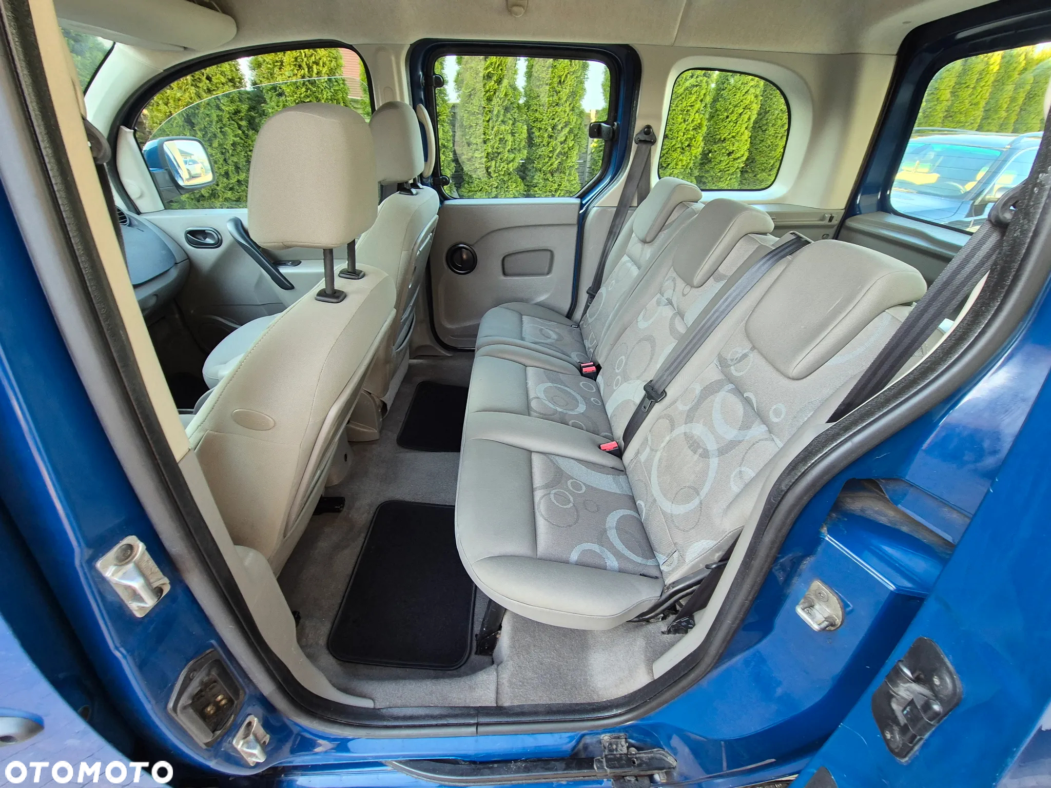 Renault Kangoo 1.6 8V 90 Happy Family - 26