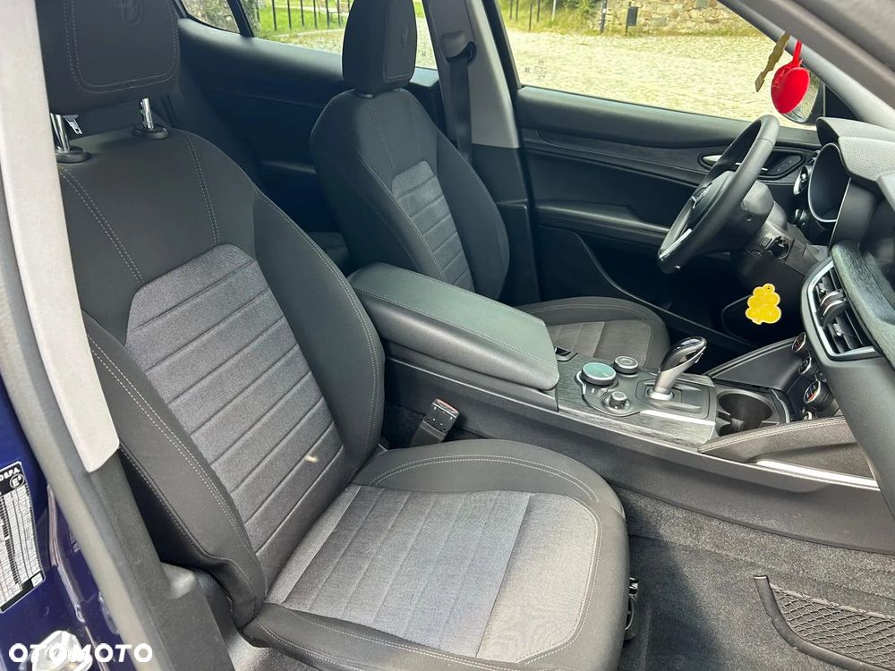 Alfa Romeo Stelvio 2.2 Diesel 16V AT8 Q4 Business - 15