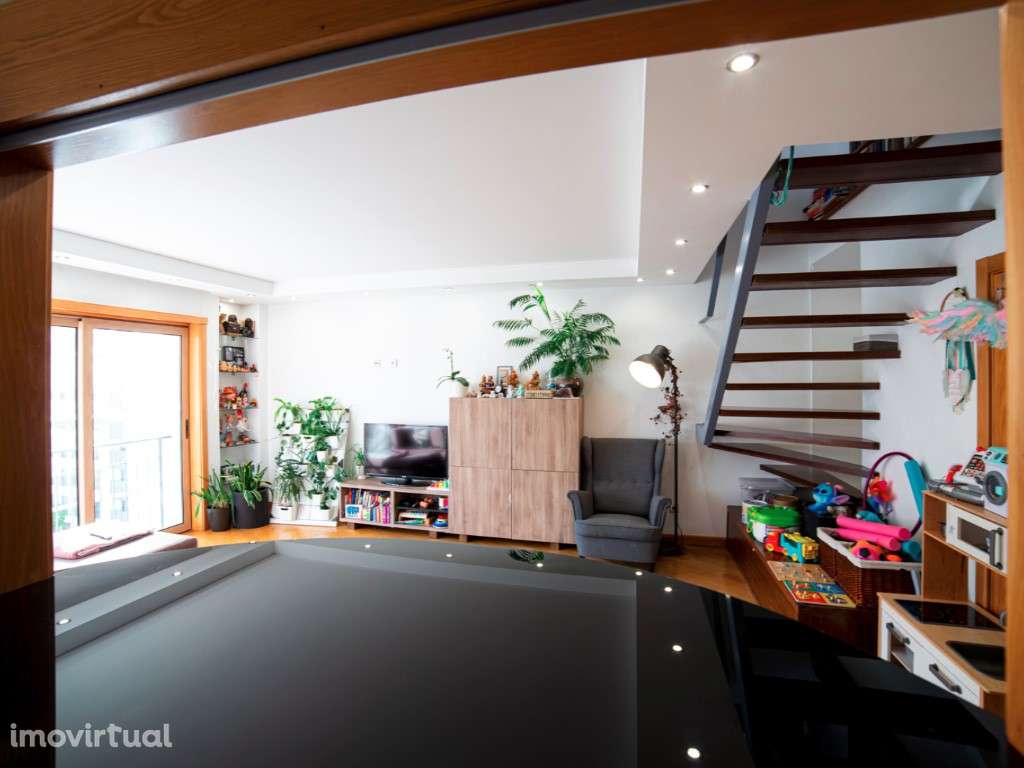 T2+1 Duplex - Urbanização da Atalaia - Grande imagem: 4/25