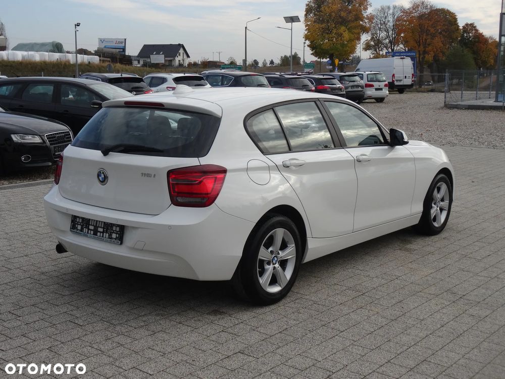 BMW Seria 1 116i Sport Line - 10