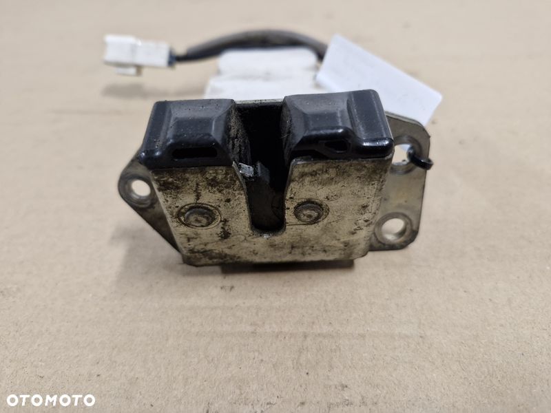 subaru justy 4 iv zamek klapy pokrywy bagażnika tył - 2