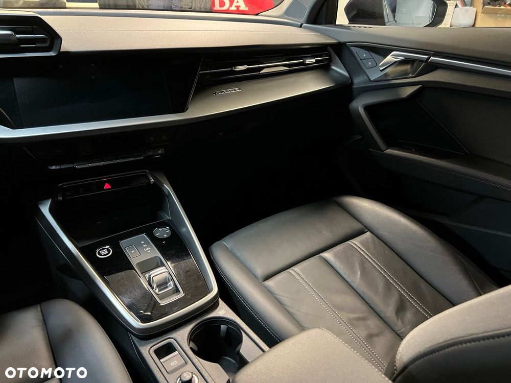 Audi A3 Limousine 40 TFSI quattro S tronic advanced - 19