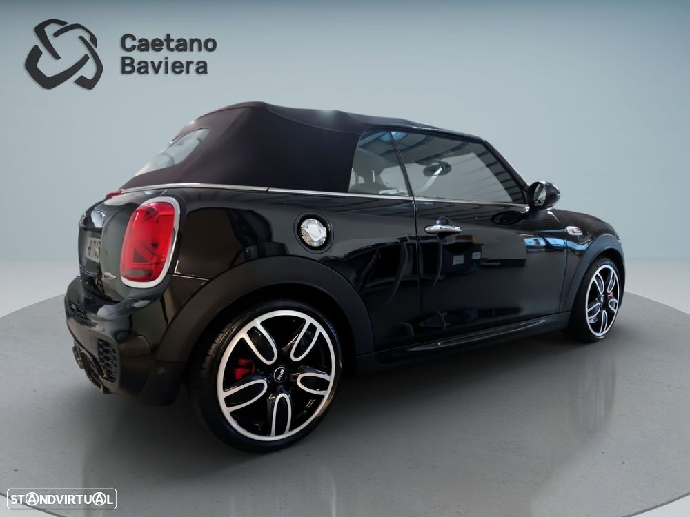 MINI Cabrio - 8