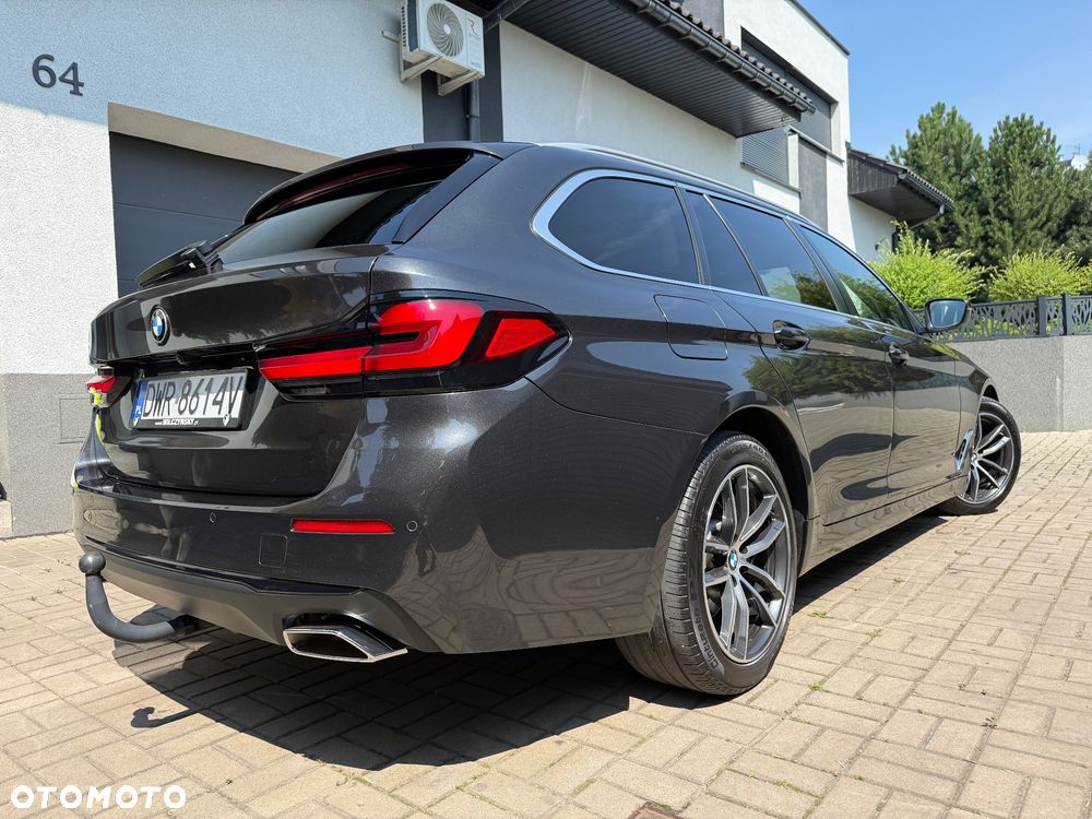 BMW Seria 5 518d Sport Line sport - 4