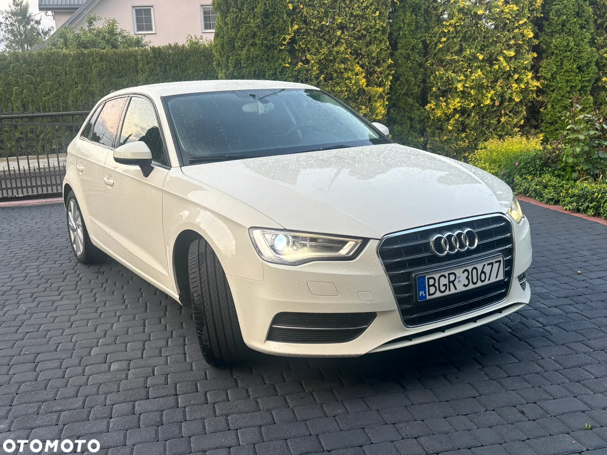 Audi A3 1.4 TFSI Sportback S tronic Ambiente - 4