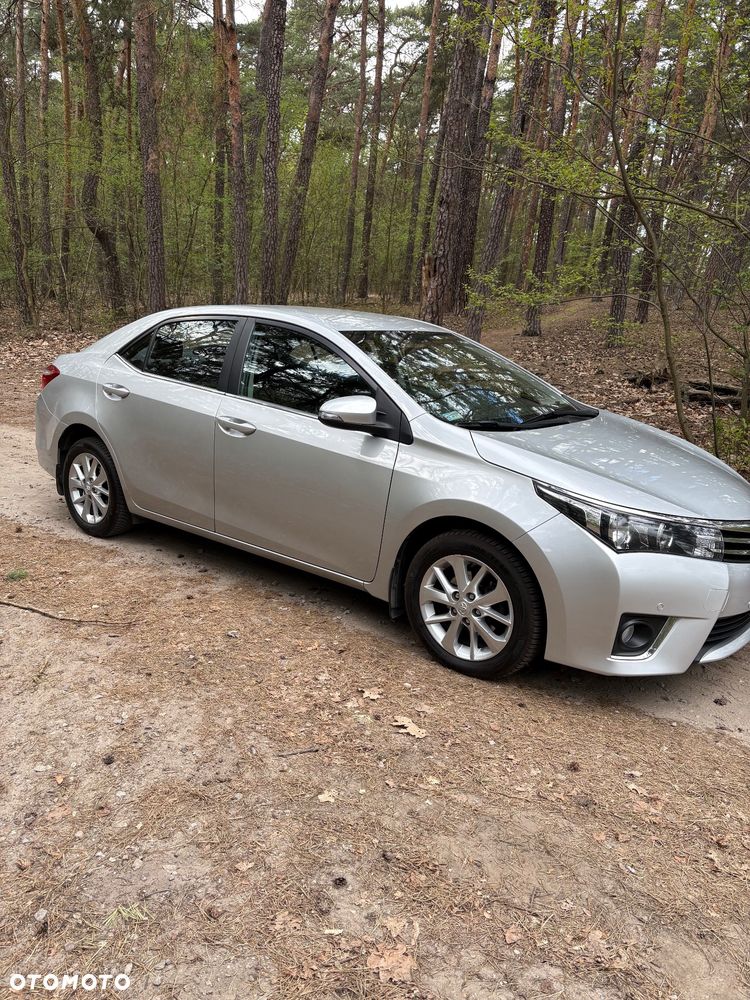 Toyota Corolla 1.6 Premium - 1