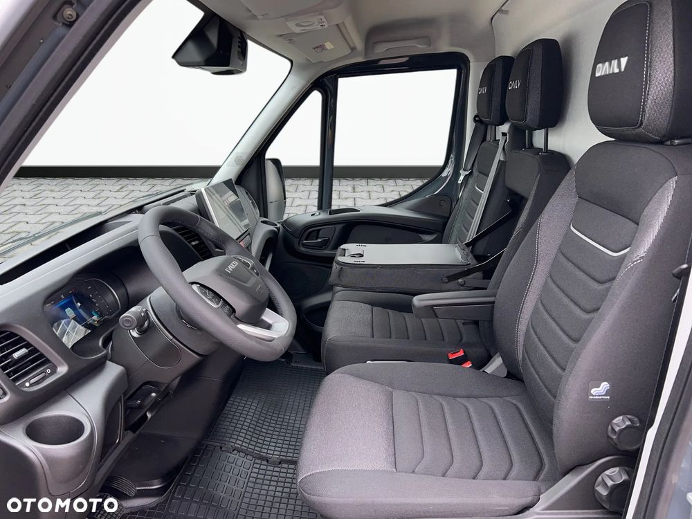 Iveco 35S18HA8 V 3.0 Diesel 180KM Automat Hi-Matic 2026 LEASING 100%! - 19