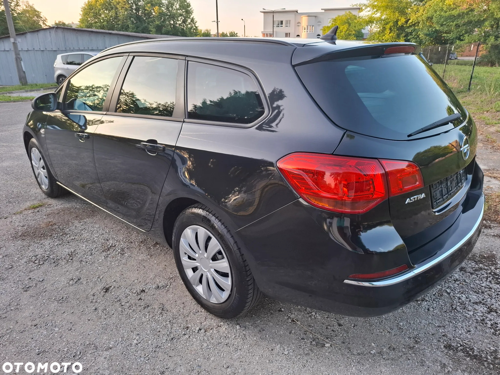 Opel Astra IV 1.4 T Active - 5