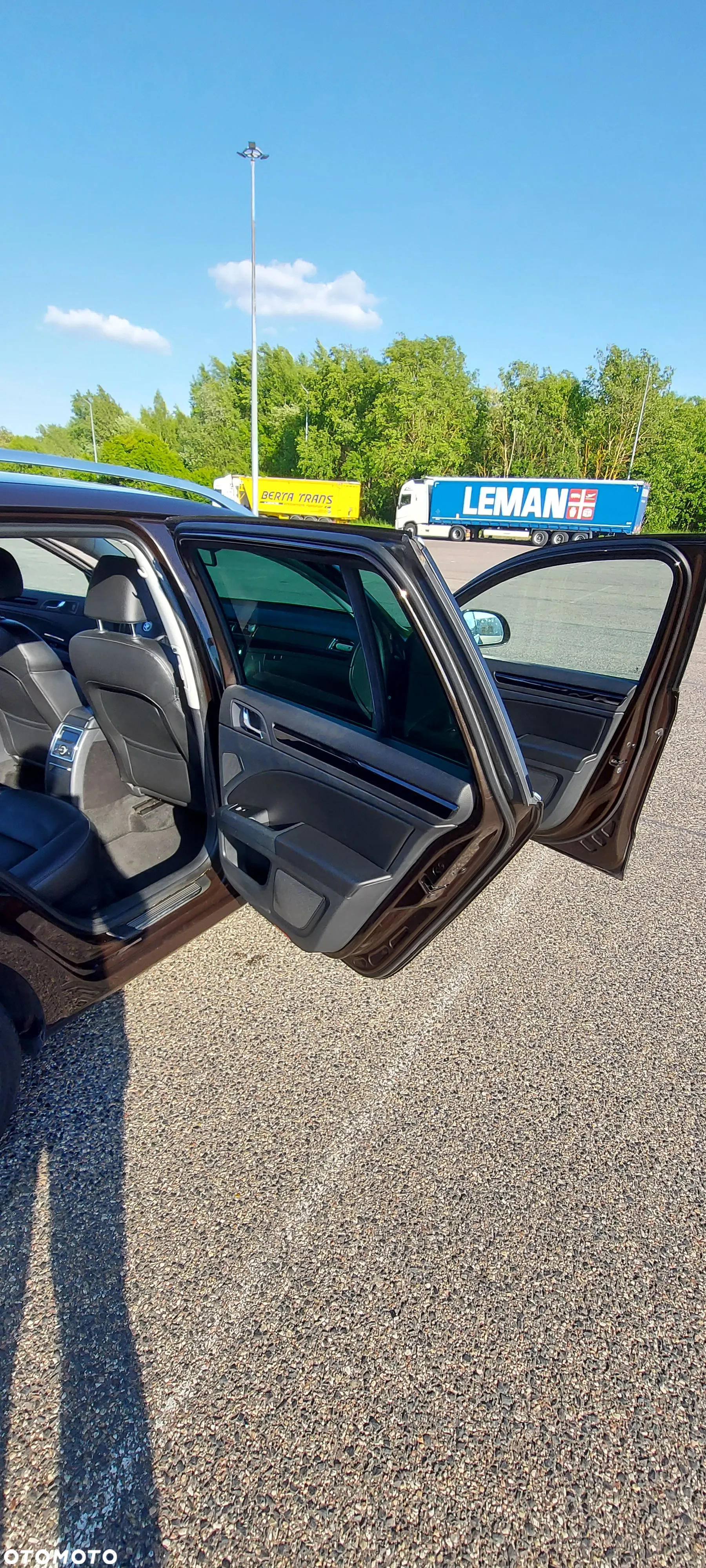 Skoda Superb 2.0 TDI Elegance DSG - 12
