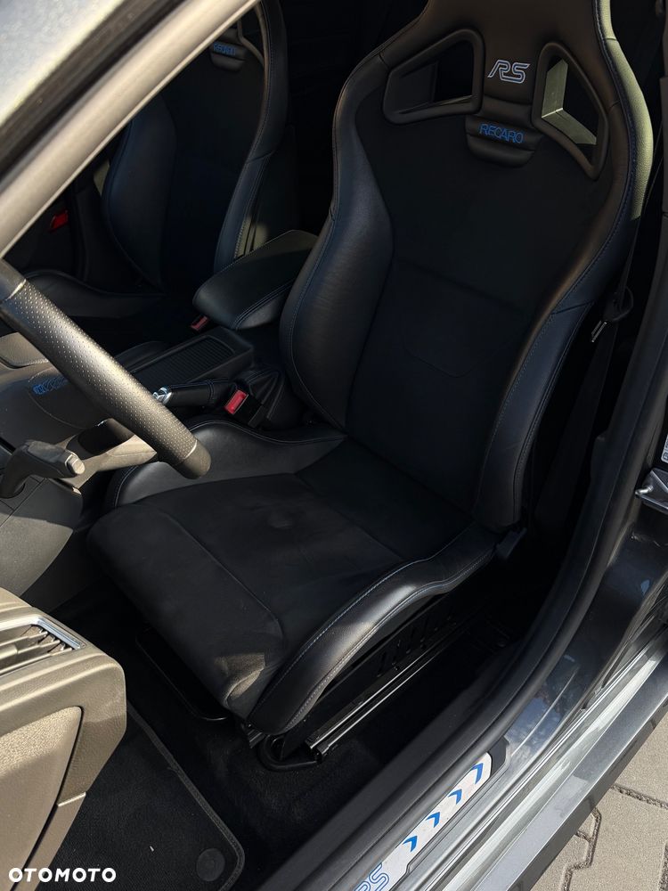 Ford Focus 2.3 EcoBoost RS - 12