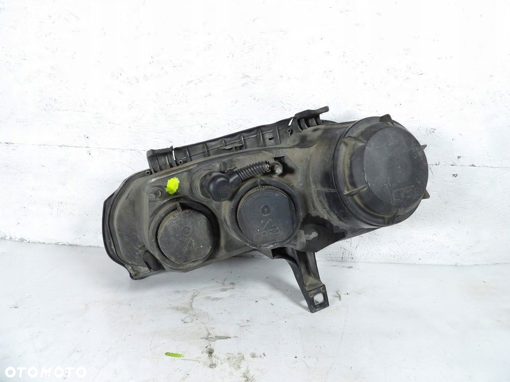 ALFA ROMEO 159 REFLEKTOR PRAWY 60682088 - 2