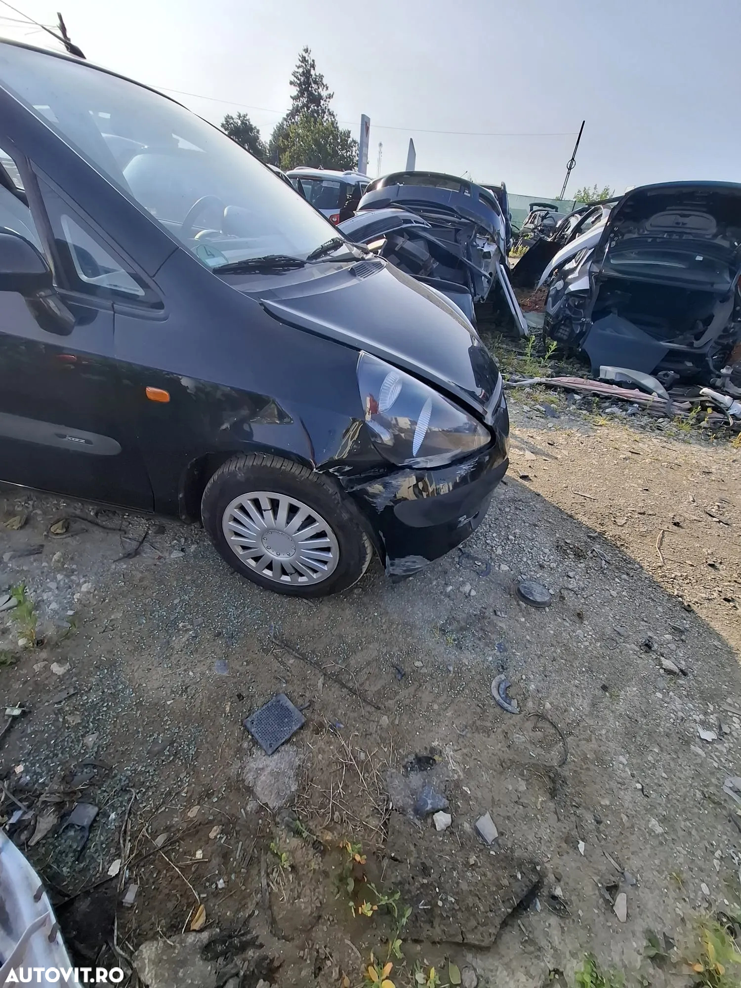Dezmembrez Honda Jazz - 12