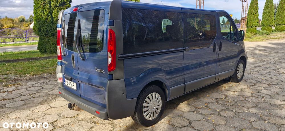 Renault Trafic - 12