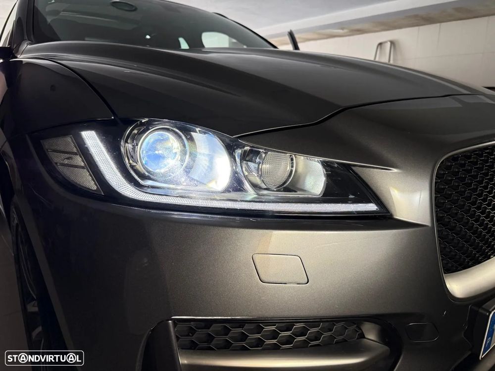 Jaguar F-Pace 2.0 i4D R-Sport Aut. - 5