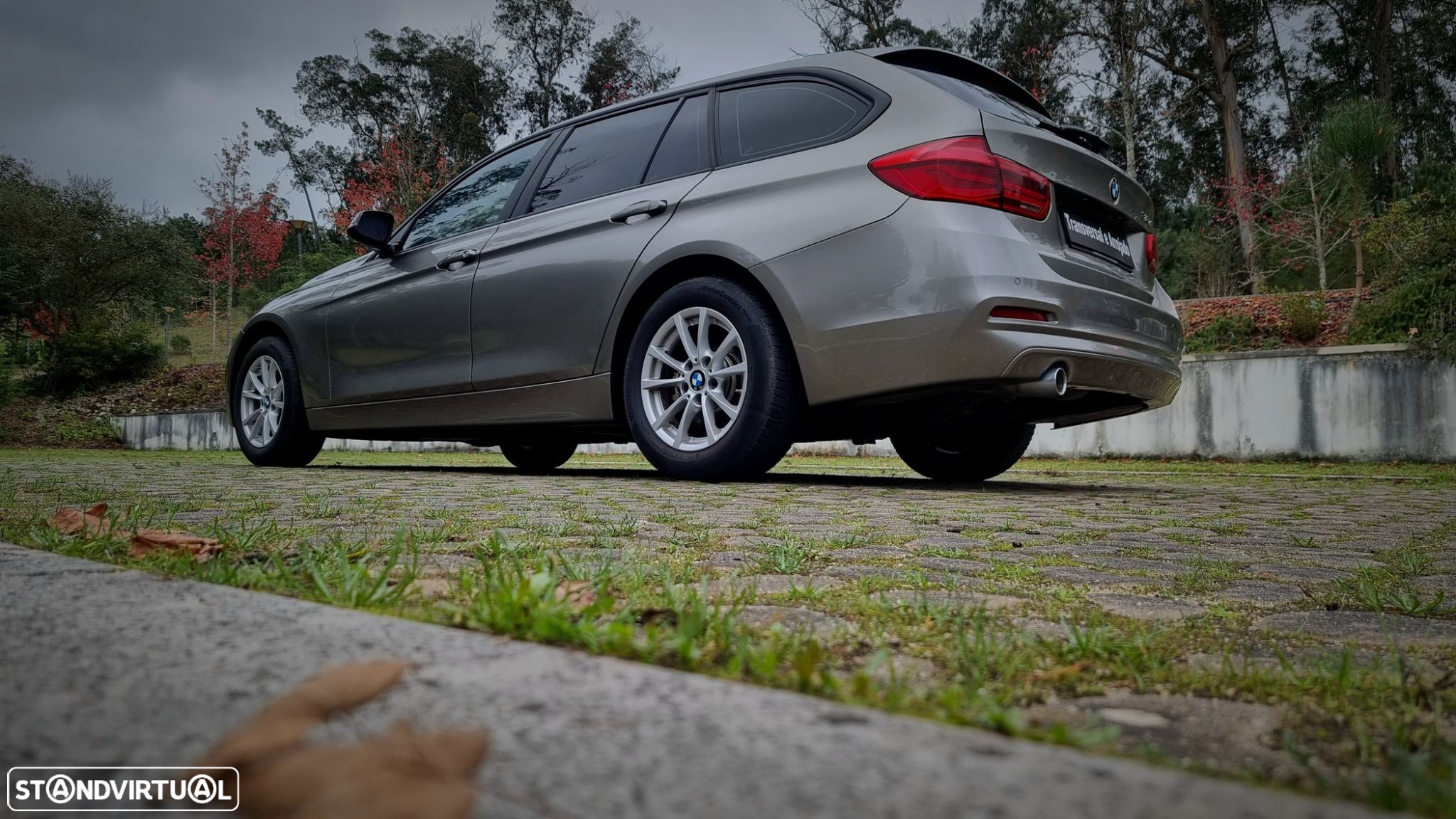 BMW 318 d Touring Advantage - 16