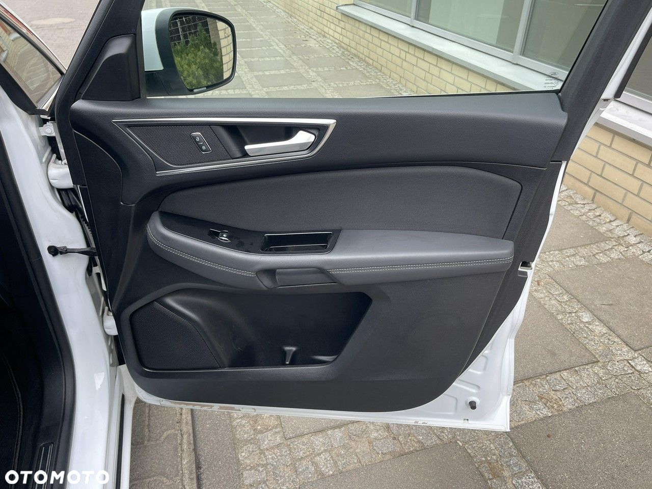 Ford S-Max - 30