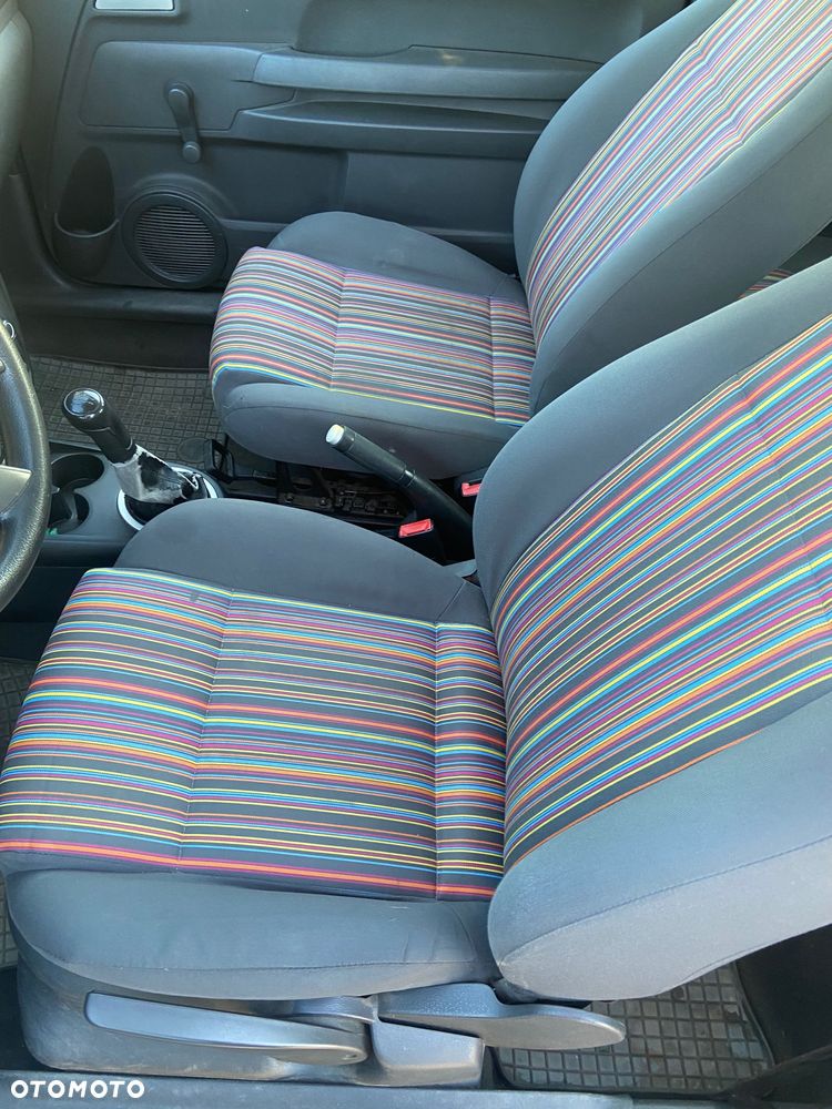 Volkswagen Fox - 7