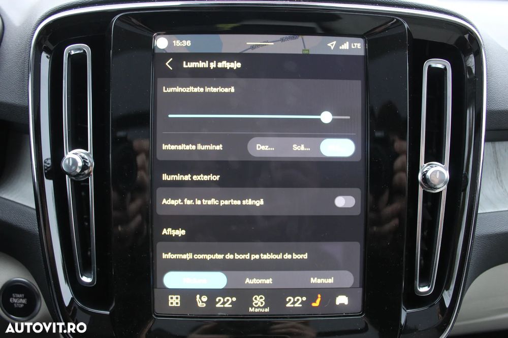 Volvo XC 40 B4 AT FWD MHEV Ultimate Dark - 33