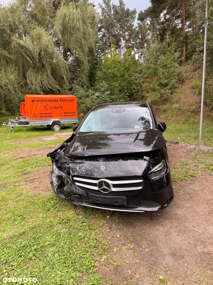 Mercedes-Benz Klasa B 180 7G-DCT Progressive - 12