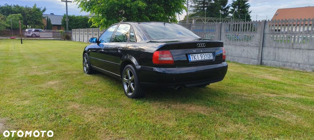 Audi A4 Limousine - 2