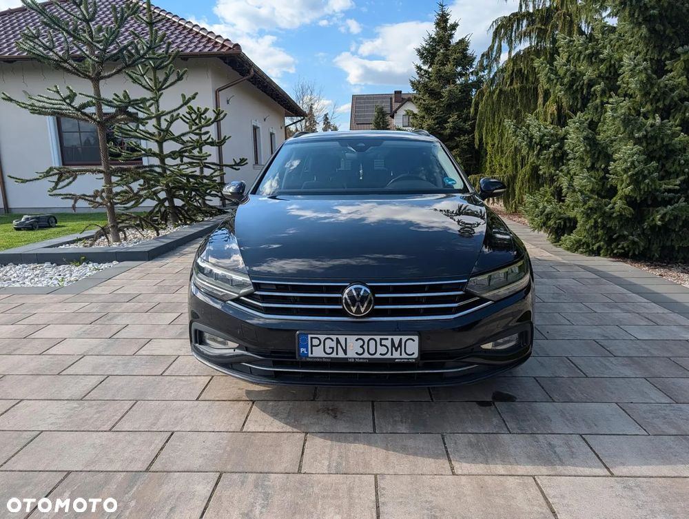Volkswagen Passat - 9