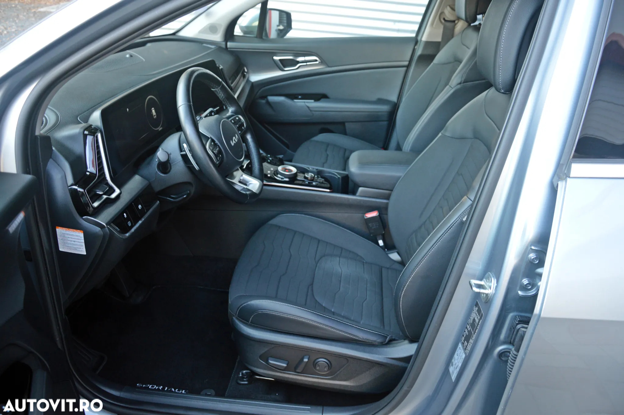 Kia Sportage 1.6 T-GDI HEV 6AT 4x2 GT Line - 24