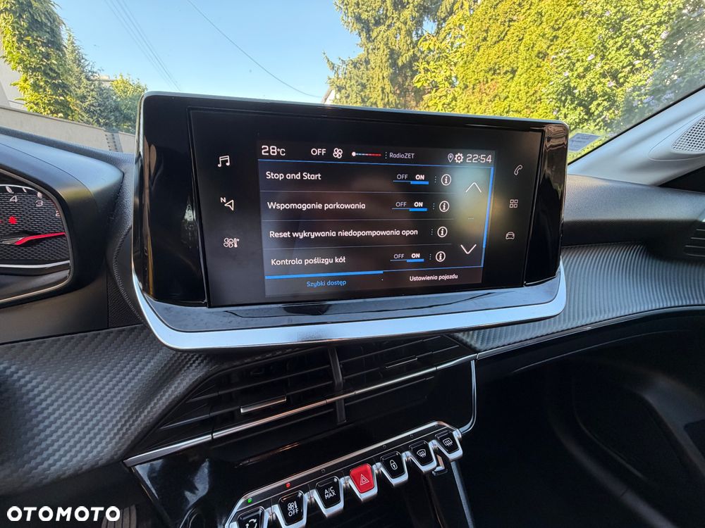 Peugeot 208 PureTech 100 Allure - 16