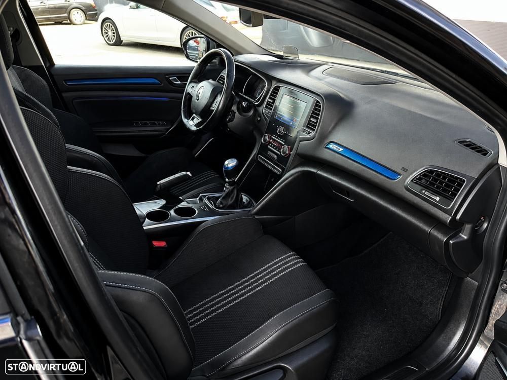 Renault Mégane 1.5 Blue dCi GT Line - 35
