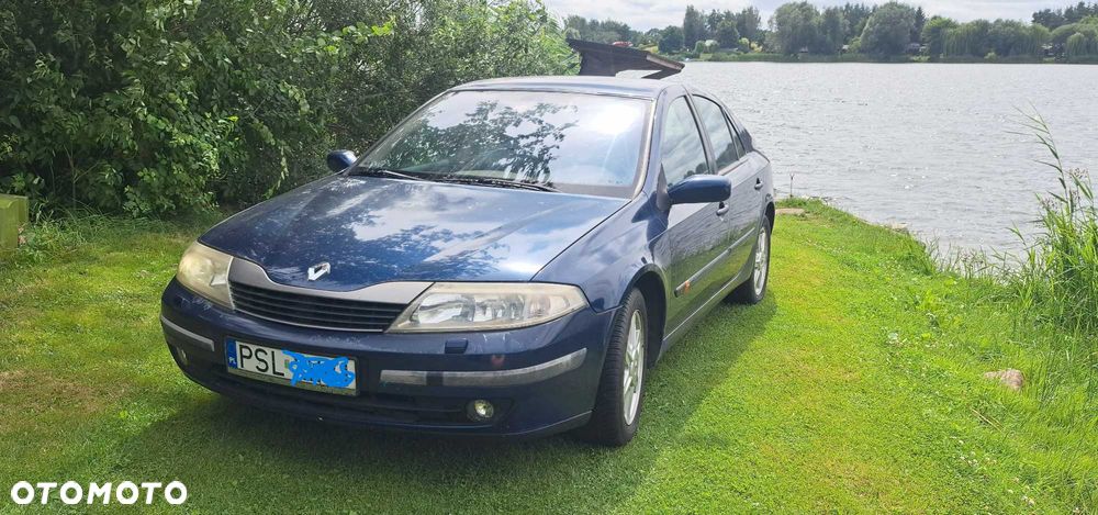 Renault Laguna - 1