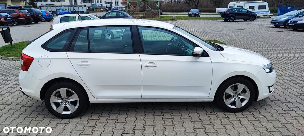 Skoda RAPID - 4