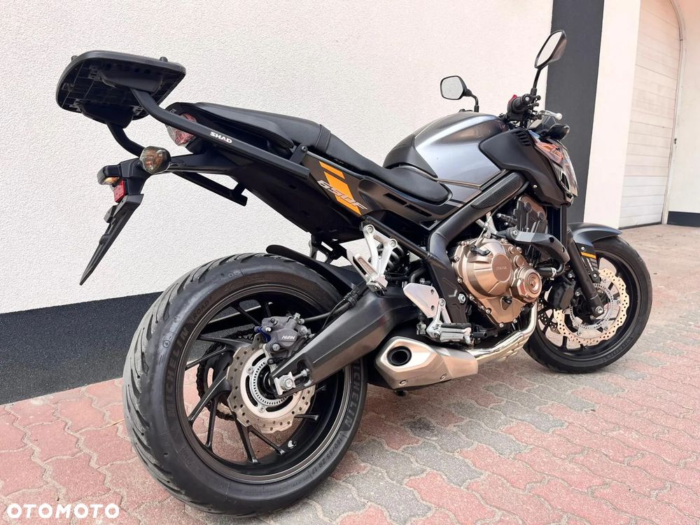 Honda CB - 3