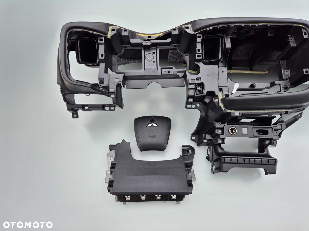 Deska Konsola Kokpit Poduszki AIRBAG Mitsubishi Outlander III LIFT Phev Europa - 3