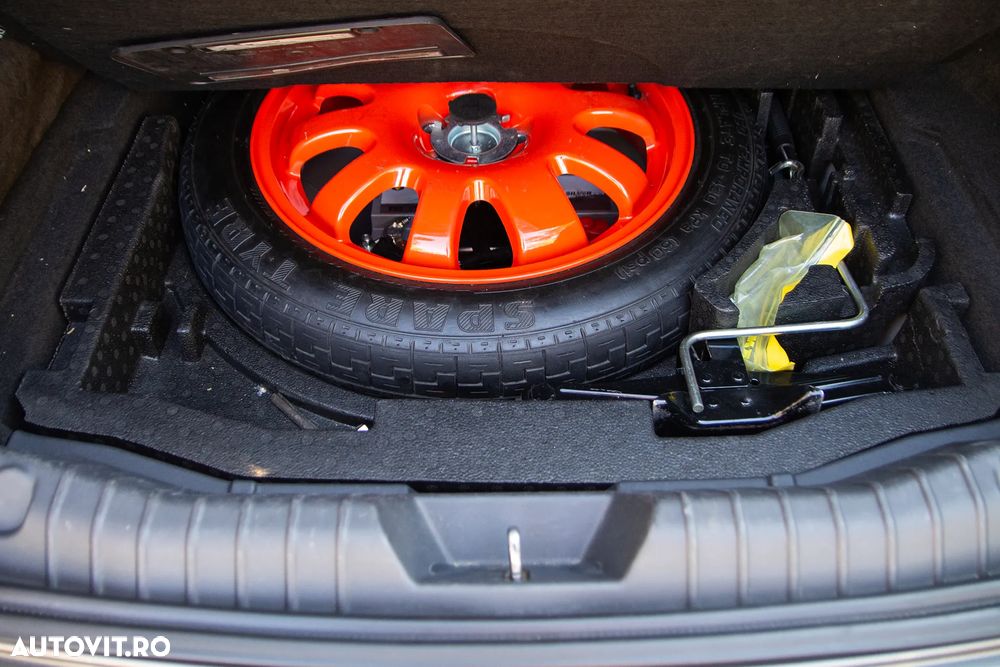 Jaguar XF 35t RWD Prestige - 40